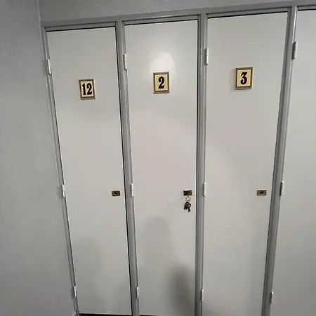 Lägenhet Bel En Rez De Chaussee *